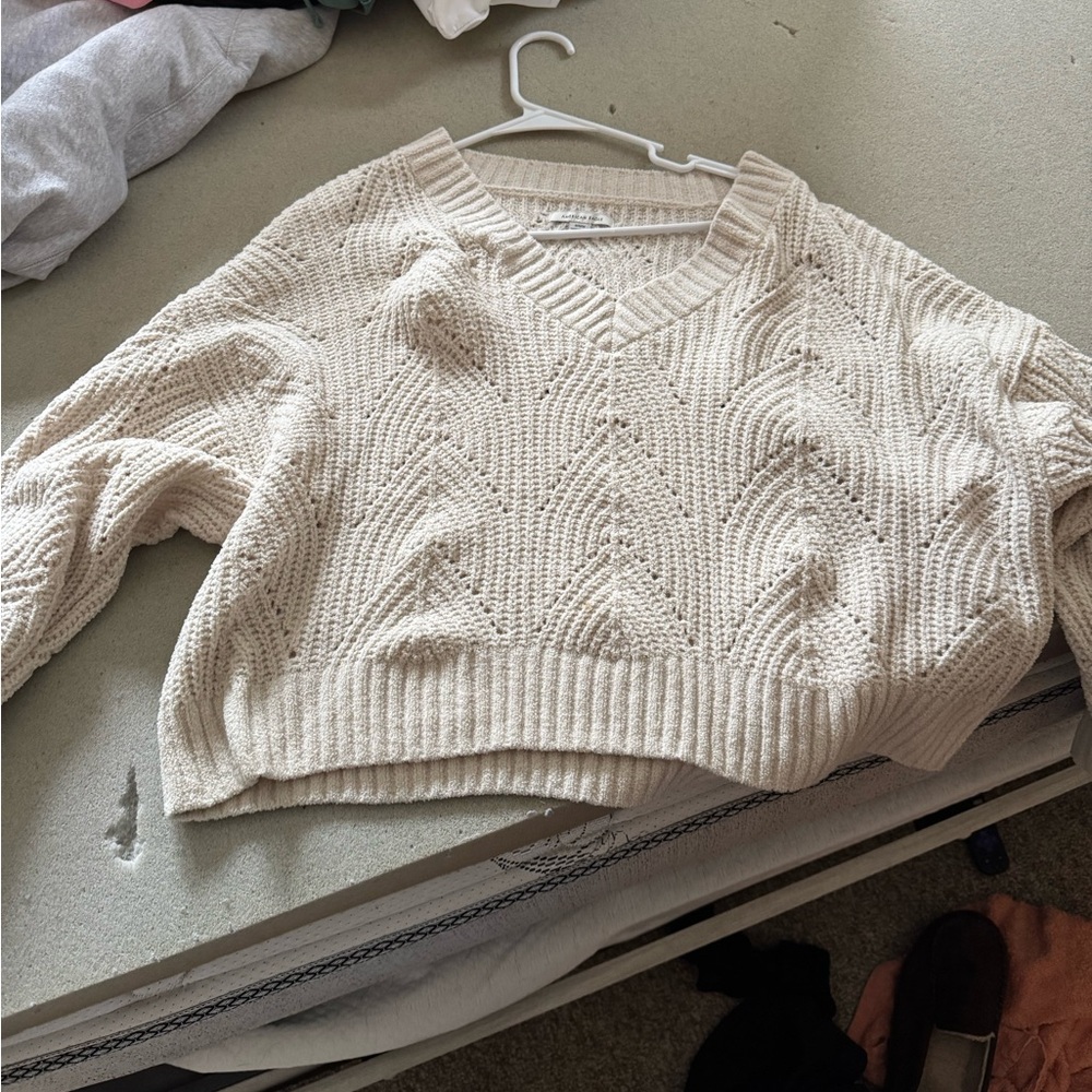 American eagle Women's Cream Sweater